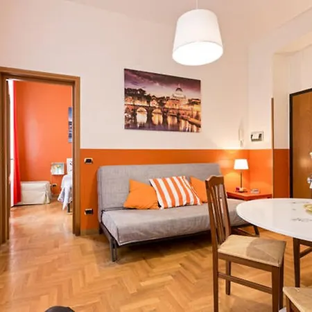 Colosseo Apartment *